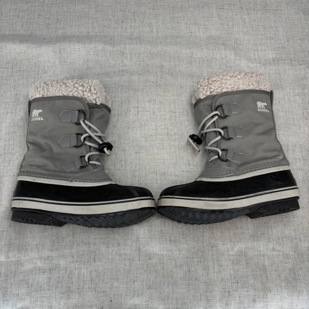 Sorel Yoot Pac Snow Boots Gray Black Nylon Waterproof Kids Size 1
